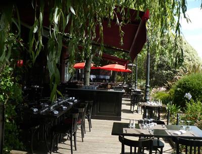 Terrasse ombragée