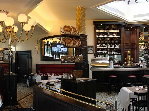 Vue panoramique de l'Intérieur - Hotel Mercure Vannes