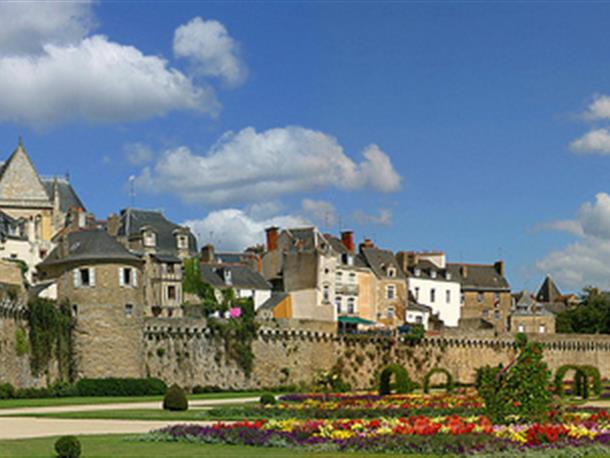Les remparts de la vieille ville - Hotel Mercure Vannes